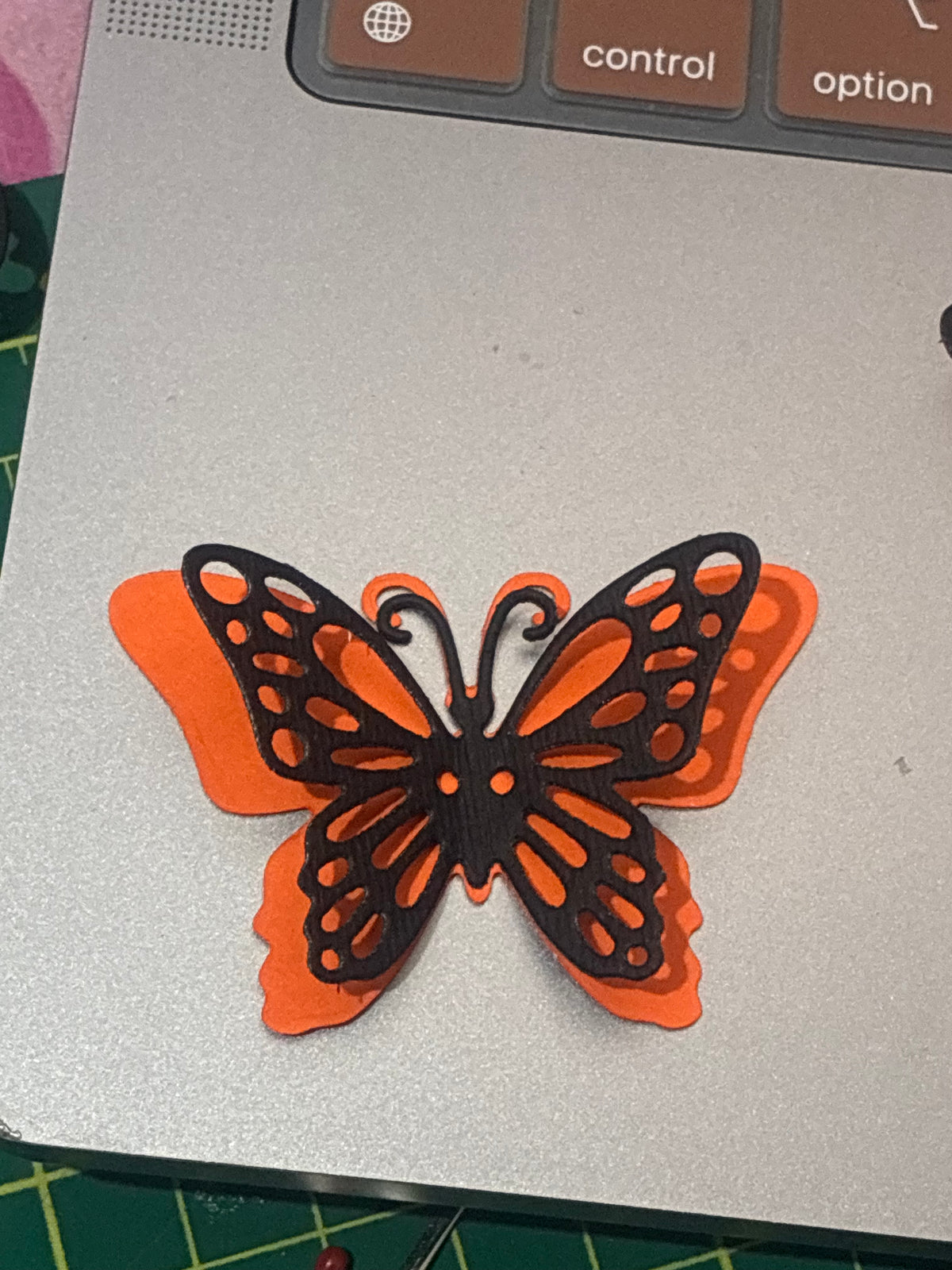 Mariposa de papel